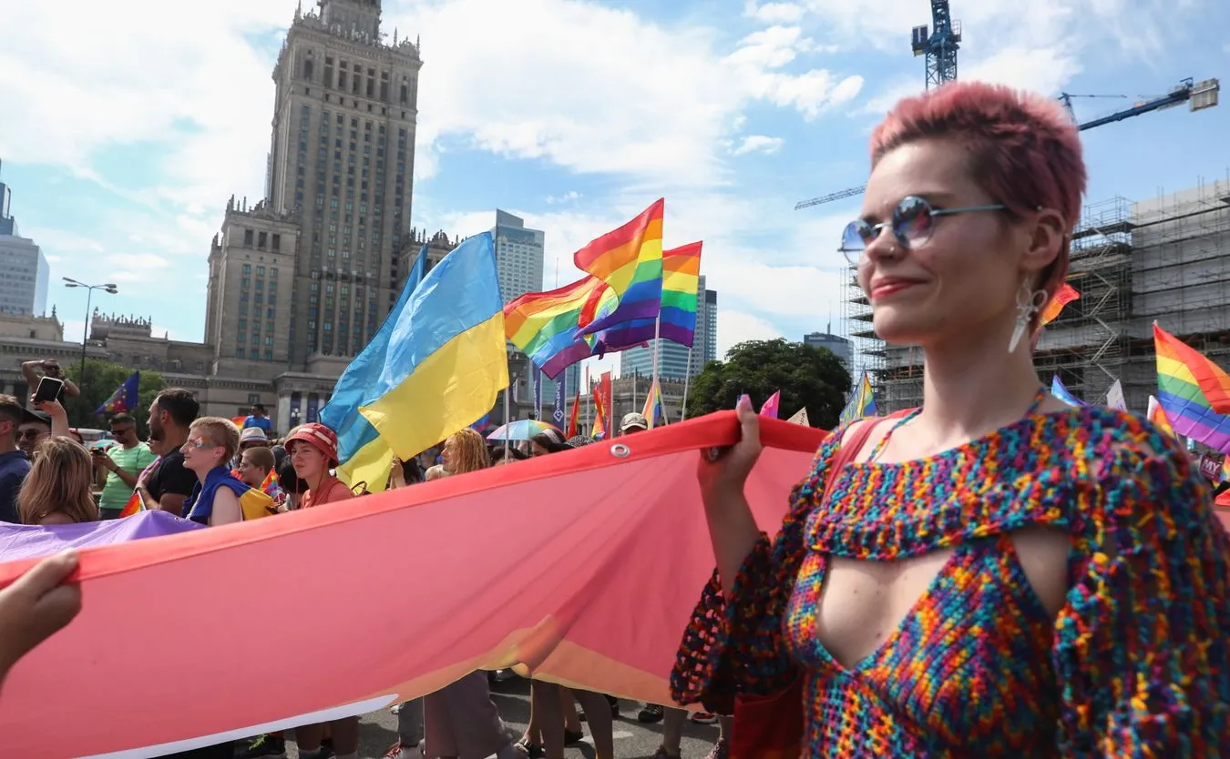 Parada Równości w Warszawie połączona z ukraińskim KyivPride. ZDJĘCIA