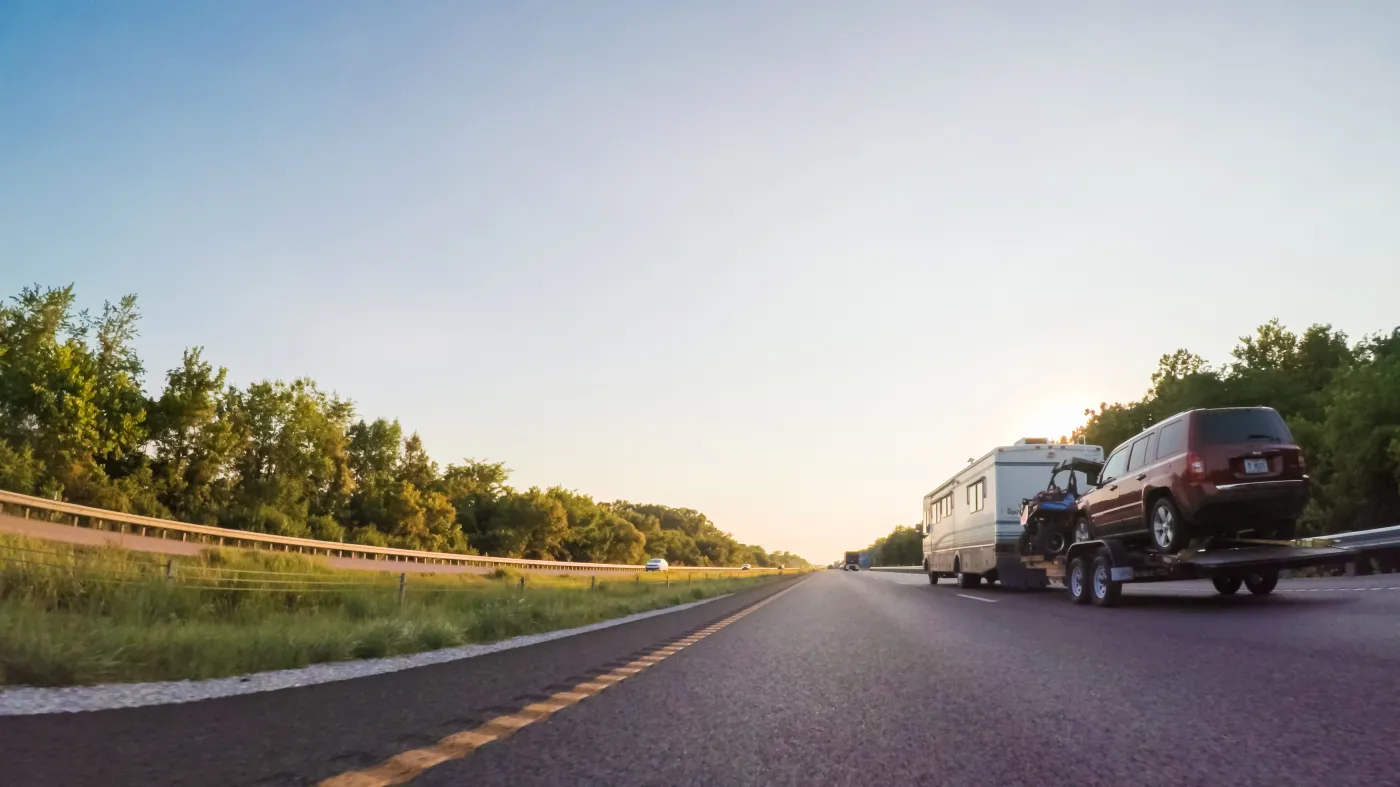 Pijany pilot wylądował na autostradzie międzystanowej koło Kansas City