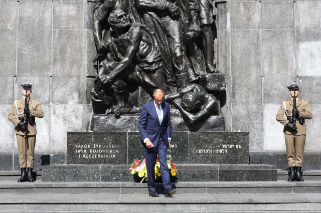Spotkanie Kaczyńskiego z szefem CDU. "Podniesiono sprawę reparacji"