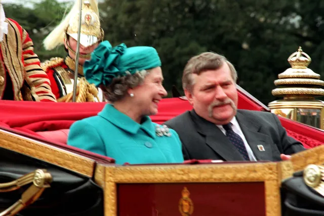 Związki królowej Elżbiety II z Polską? Szlak przetarła Margaret Thatcher