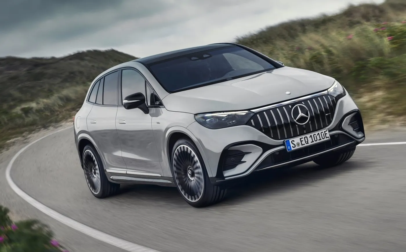 18-mercedes-benz-eqe53-amg-suv-2024-1600-0c-37591984.jpg
