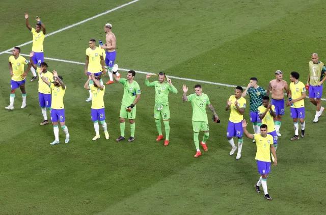 Brazylijczycy skarżą się na murawę, na której w środę zagrają Polacy