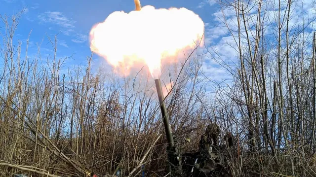 Brytyjski wywiad: Rosja ze strachu o Krym zmienia miejsce wystrzeliwania pocisków