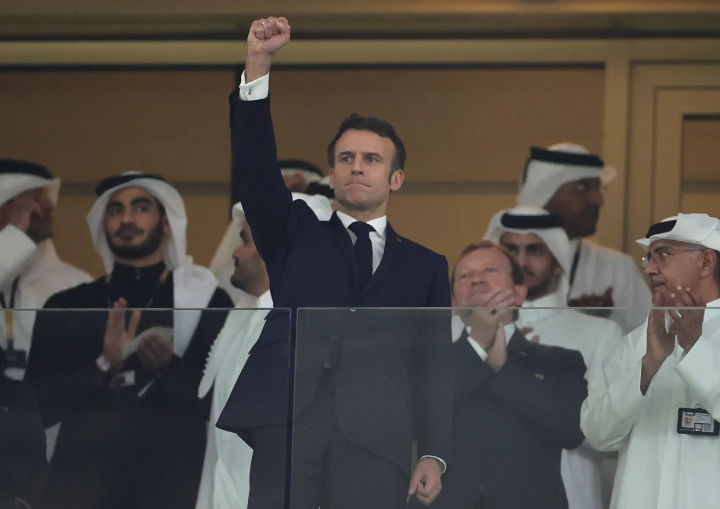 Podróże Macrona do Kataru kosztowały ogromną kwotę