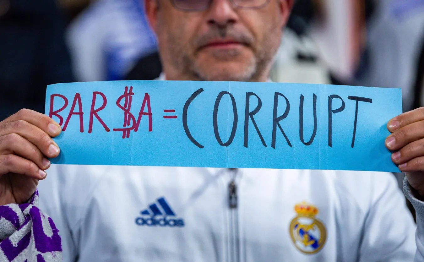 Barcelona kontra Real w cieniu korupcji. "Materiał na film kryminalny" [FELIETON]