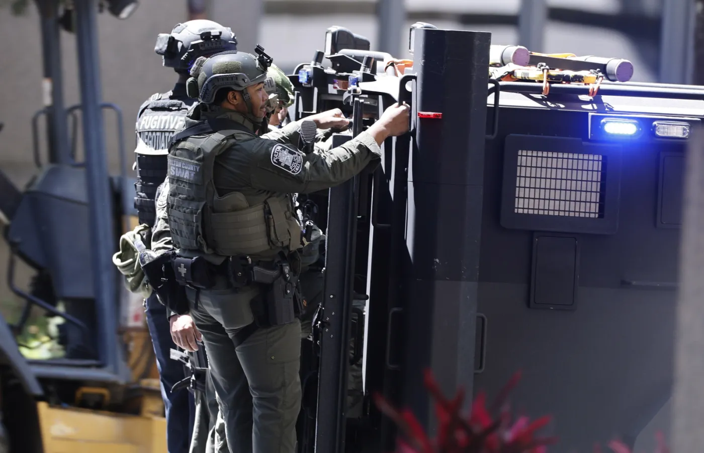 Policja na miejscu strzelaniny w Atlancie