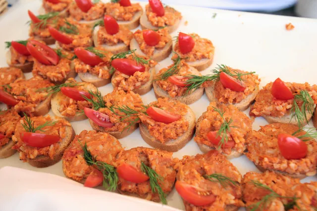 Można kochać albo nienawidzić. Domowy paprykarz jak z PRL-u. Sprawdzony PRZEPIS