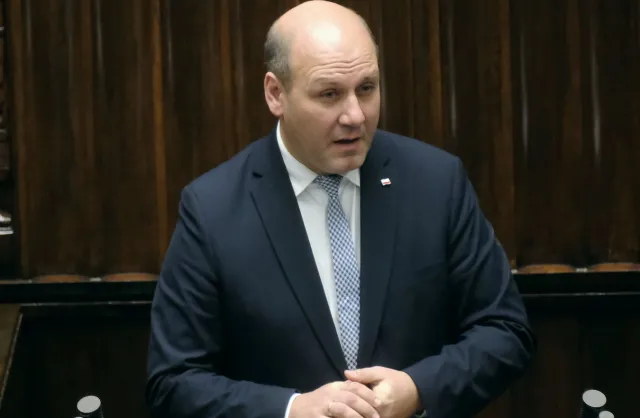 "Bruksela gra z Tuskiem przeciwko Morawieckiemu?". Szef MSZ: Tak, zdarza się