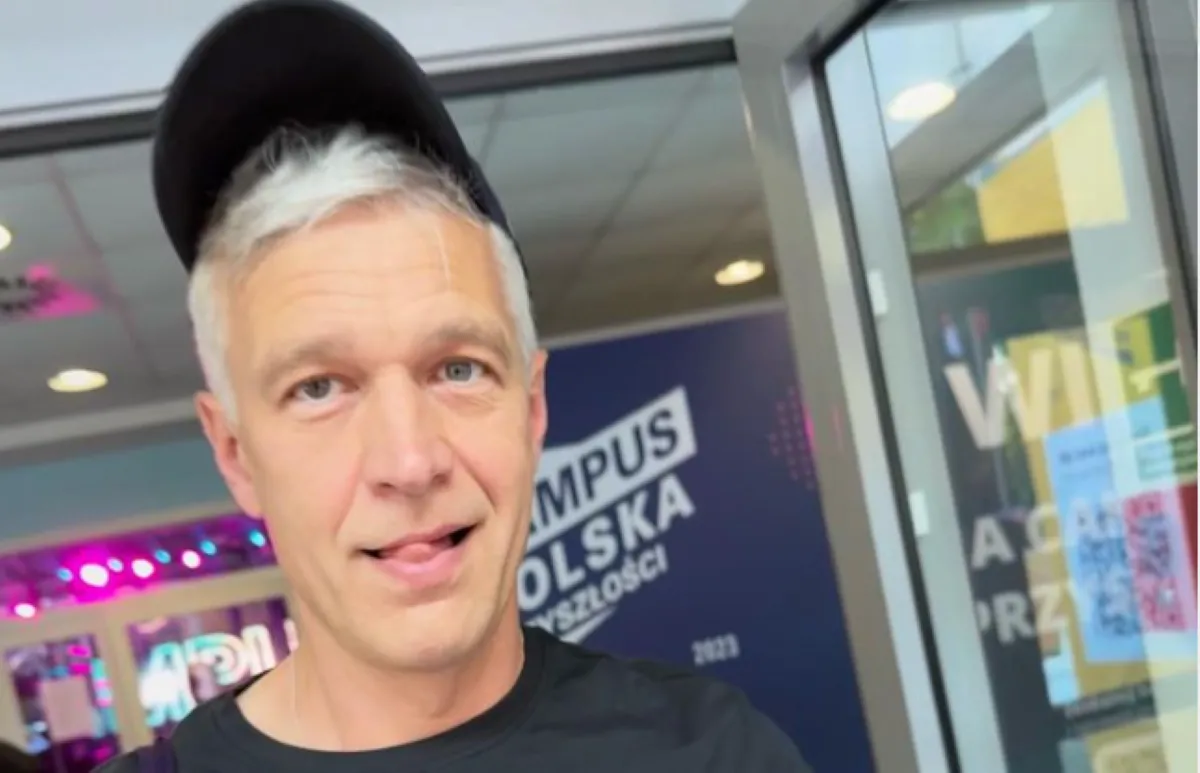 Michał Żebrowski sparodiował Andrzeja Dudę. Filmik jest hitem internetu [WIDEO]