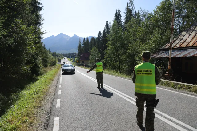 Przedłużone kontrole na granicy polsko-słowackiej. Do kiedy?