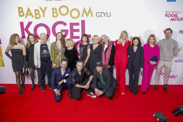 Premiera filmu "Baby boom, czyli Kogel Mogel 5". Luksusowa Julia Wieniawa, koronkowa Ola Hamkało [FOTO]