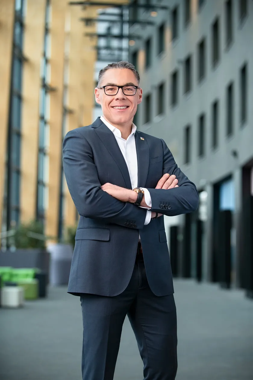 tomasz-sudaj-prezes-zarzadu-alior-leasing-38112005.jpg