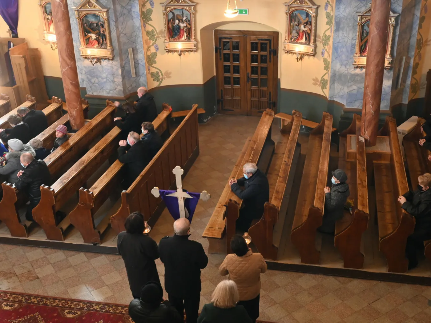 Triduum Paschalne. Kiedy obowiązuje ścisły post? Ksiądz przypomina