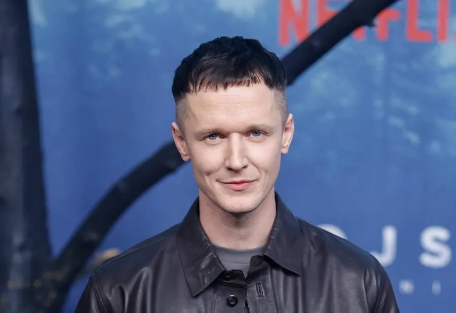 W "Rojst. Millenium" gra Kociołka. Prywatnie Filip Pławiak ma ojca w PiS