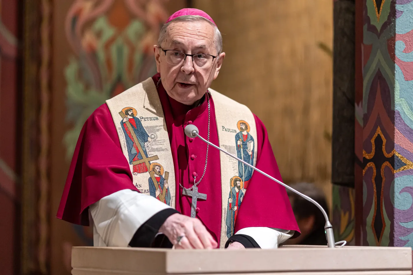 Abp Stanisław Gądecki, zdecydował, że pięciu proboszczów obejmie po dwie małe parafie