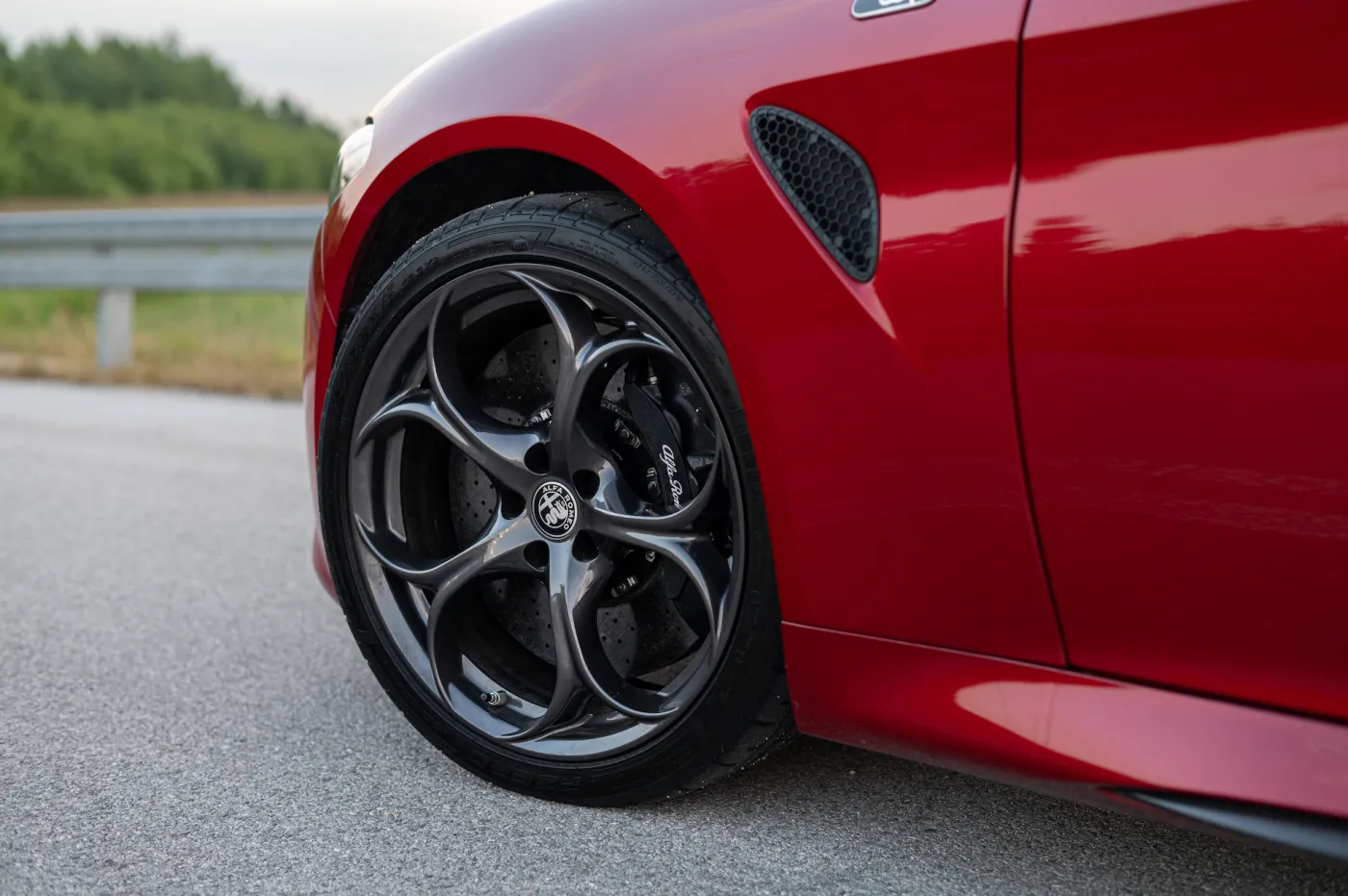 alfa-romeo-giulia-quadrifoglio-super-sport-38210932.jpg