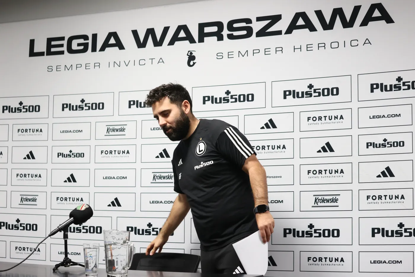 Są zarzuty wobec Goncalo Feio. UEFA wszczęła postępowanie przeciwko trenerowi Legii