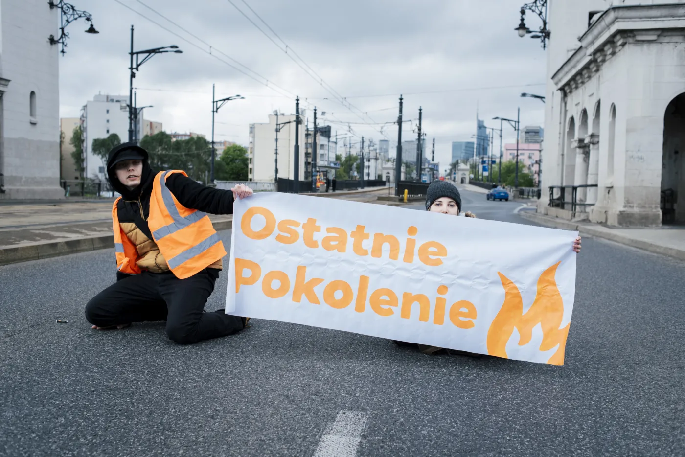 ostatnie-pokolenie-protestuje-w-warszawie-38279435.jpg