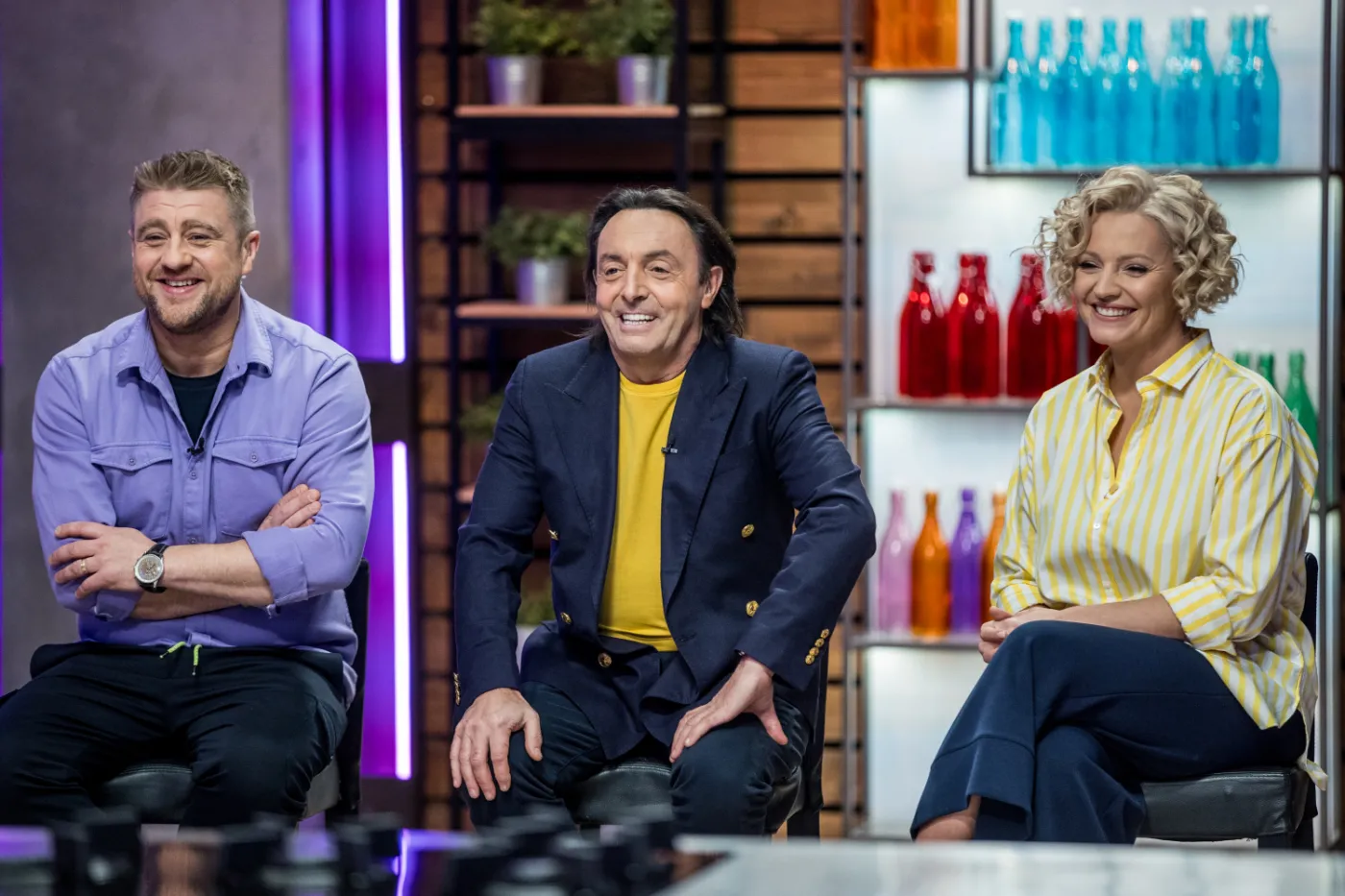 Michel Morane, Dorota Szelągowska i Tomasz Jakubiak na planie "MasterChef nastolatki" 