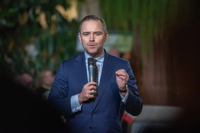 Karol Nawrocki o szczepieniach. Dwa błędy w jednym zdaniu