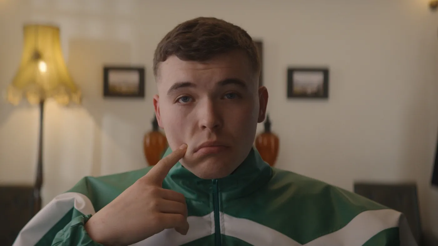 Pokazał flagę Hezbollahu na koncercie. Znany raper stanie przed sądem