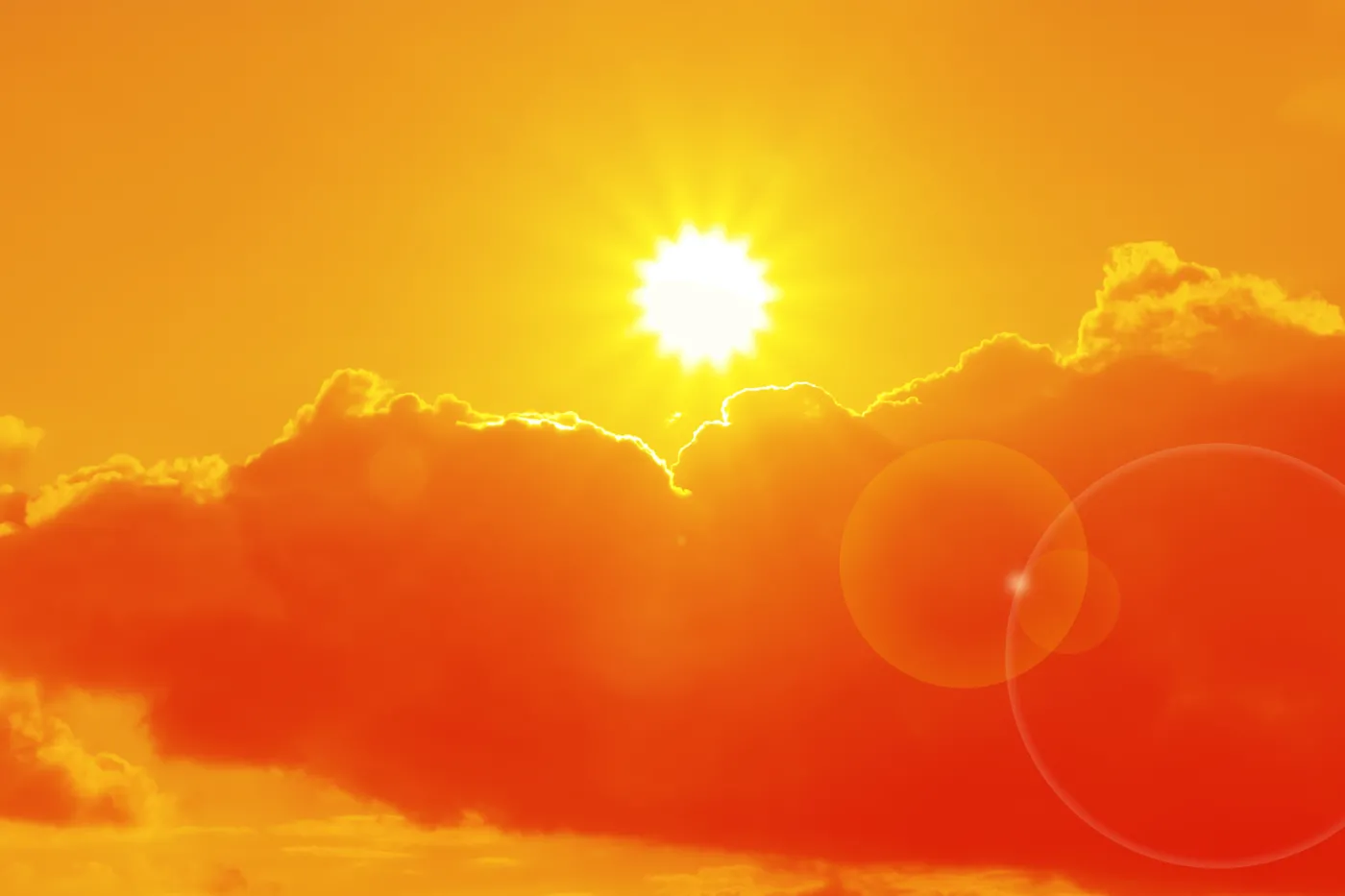 Uwaga, nadchodzi fala upałów! Synoptycy ostrzegają przed 35 stopniami