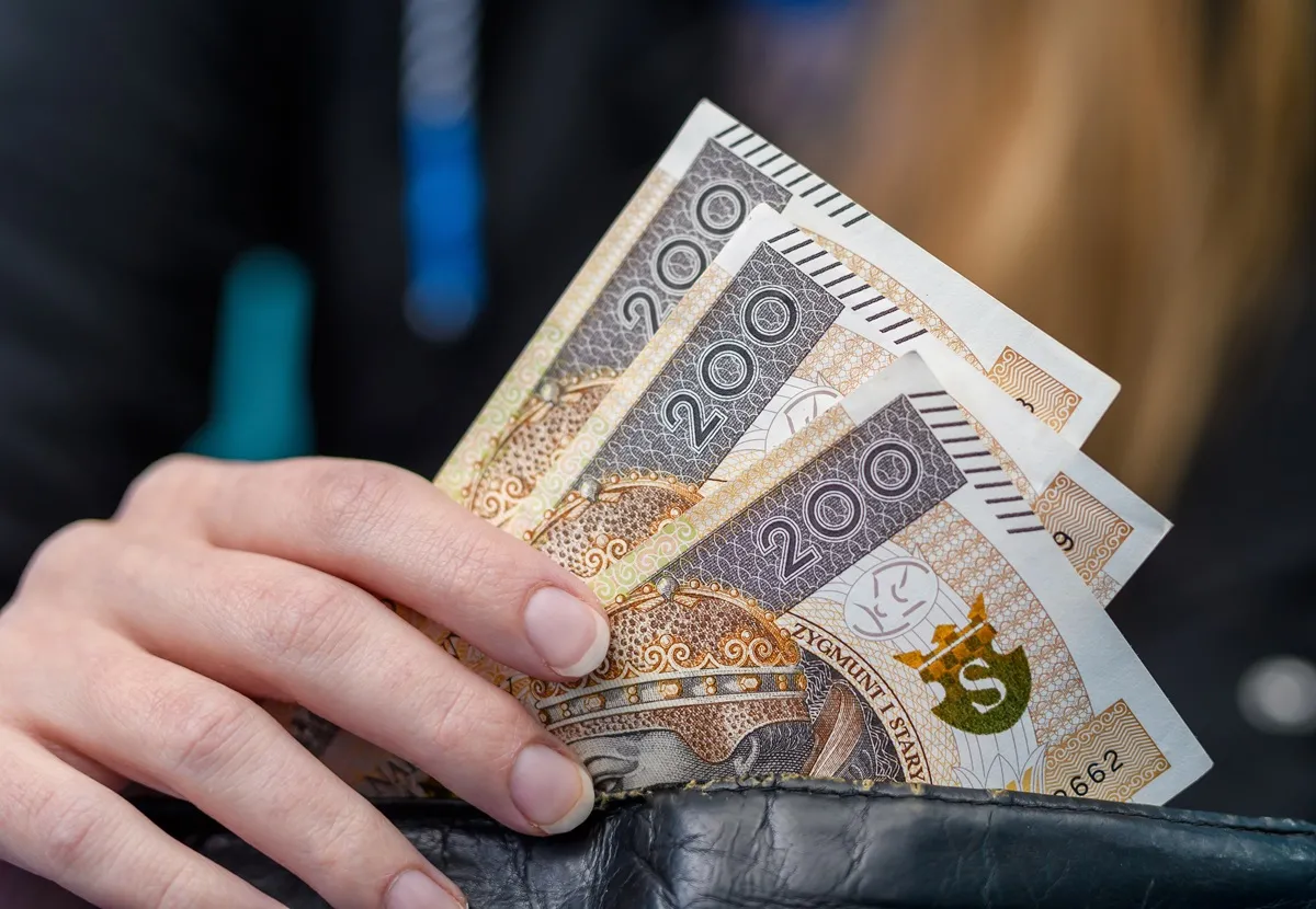 pieniądze dla bezrobotnych 24 tys. zł na szkolenie stypendium szkoleniowe urząd pracy
