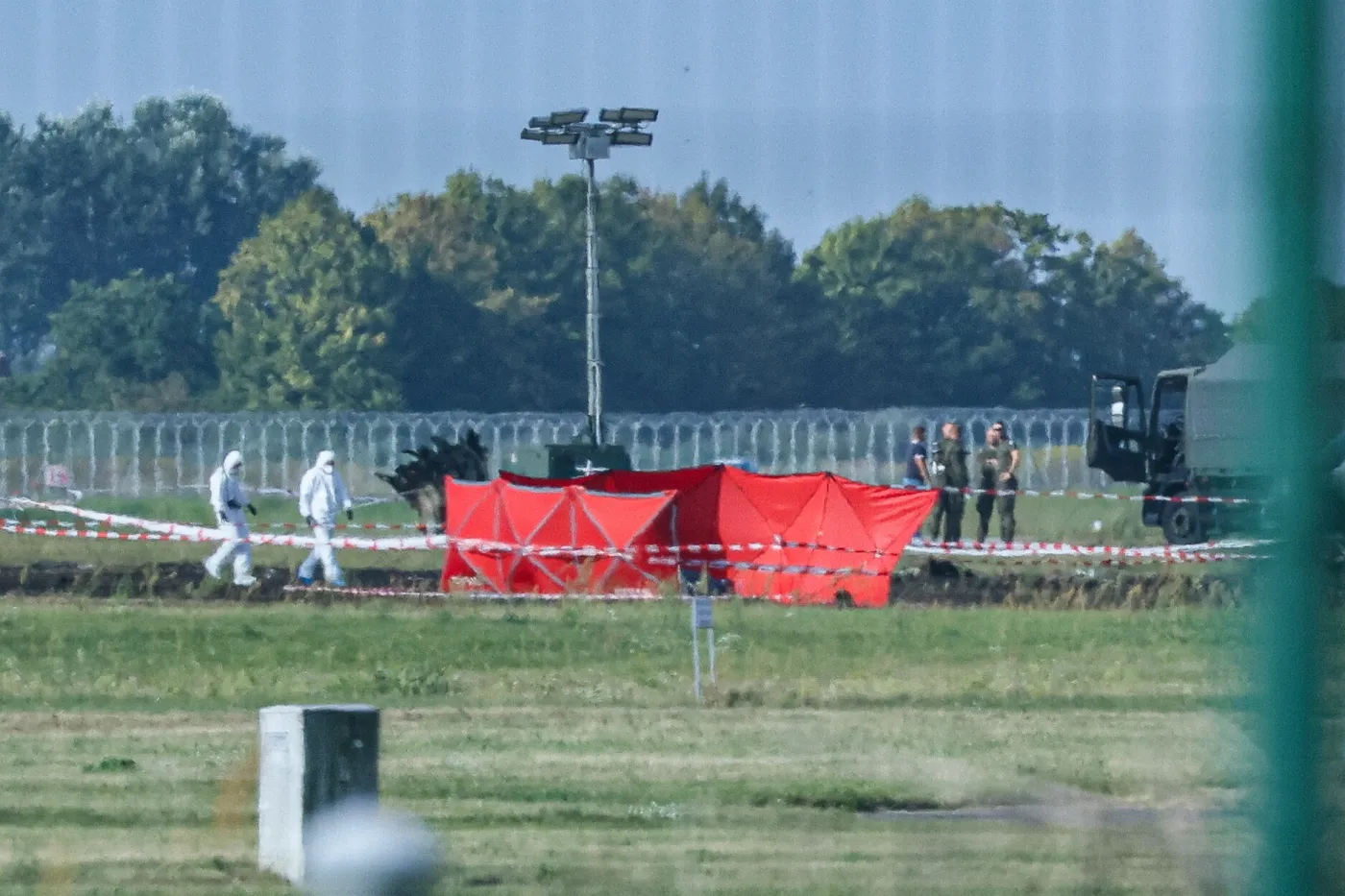 Śmierć pilota F-16. Odnaleziono czarną skrzynkę, prokuratura wszczęła śledztwo