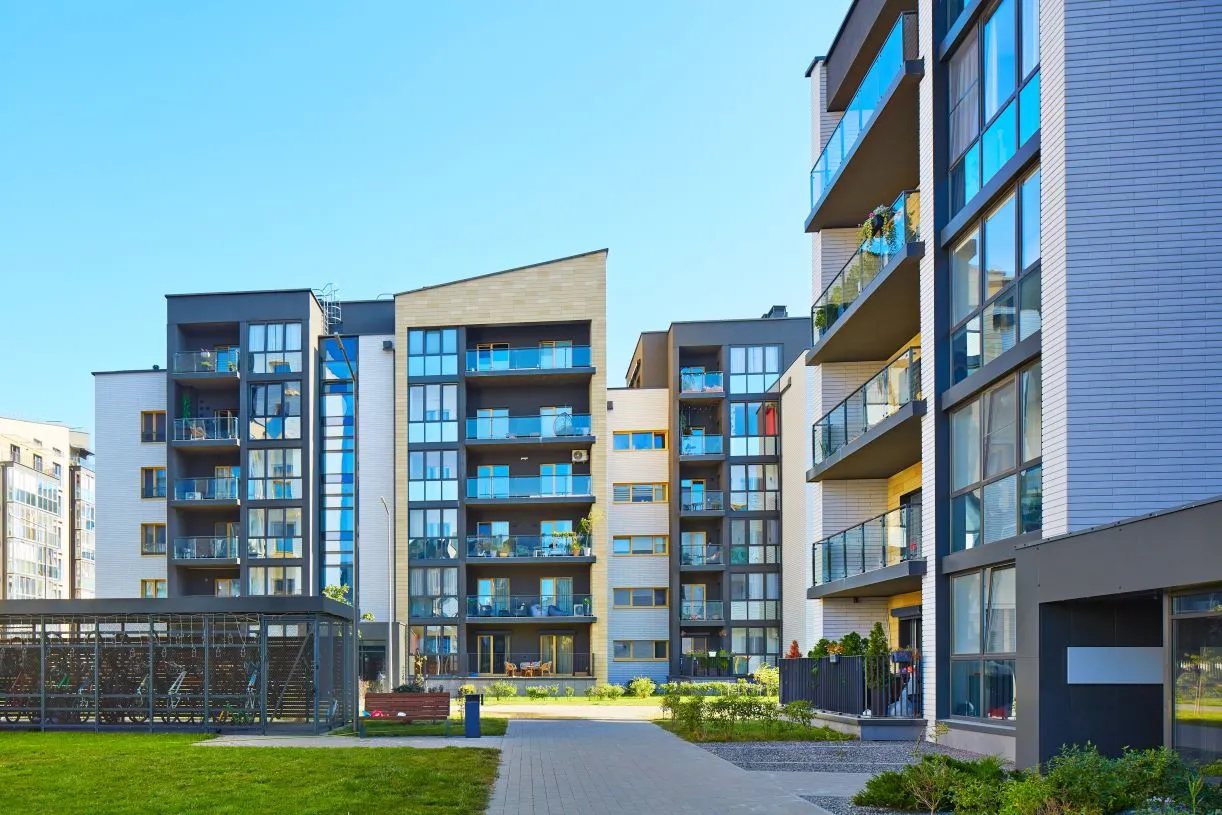 Ceny mieszkań zaskoczyły. Sprzedaż na rynku nieruchomości wciąż bije rekordy