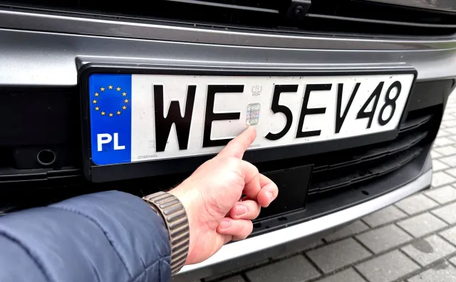 1870 zł opłaty karnej z odsetkami. Kierowcy masowo dostają wezwania