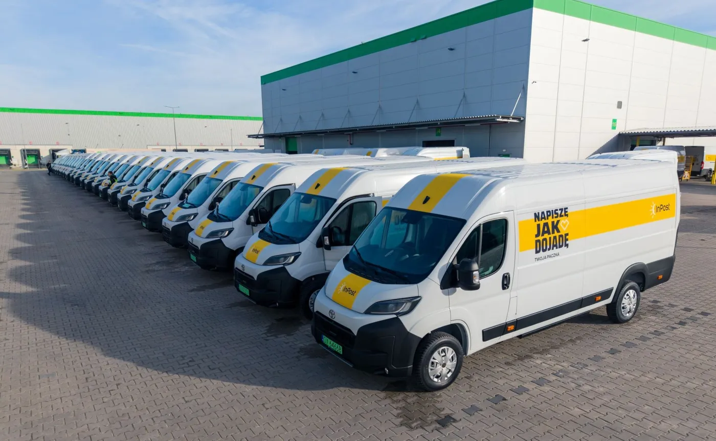 toyot-proace-max-electric-dla-floty-inpost-38987603.jpg