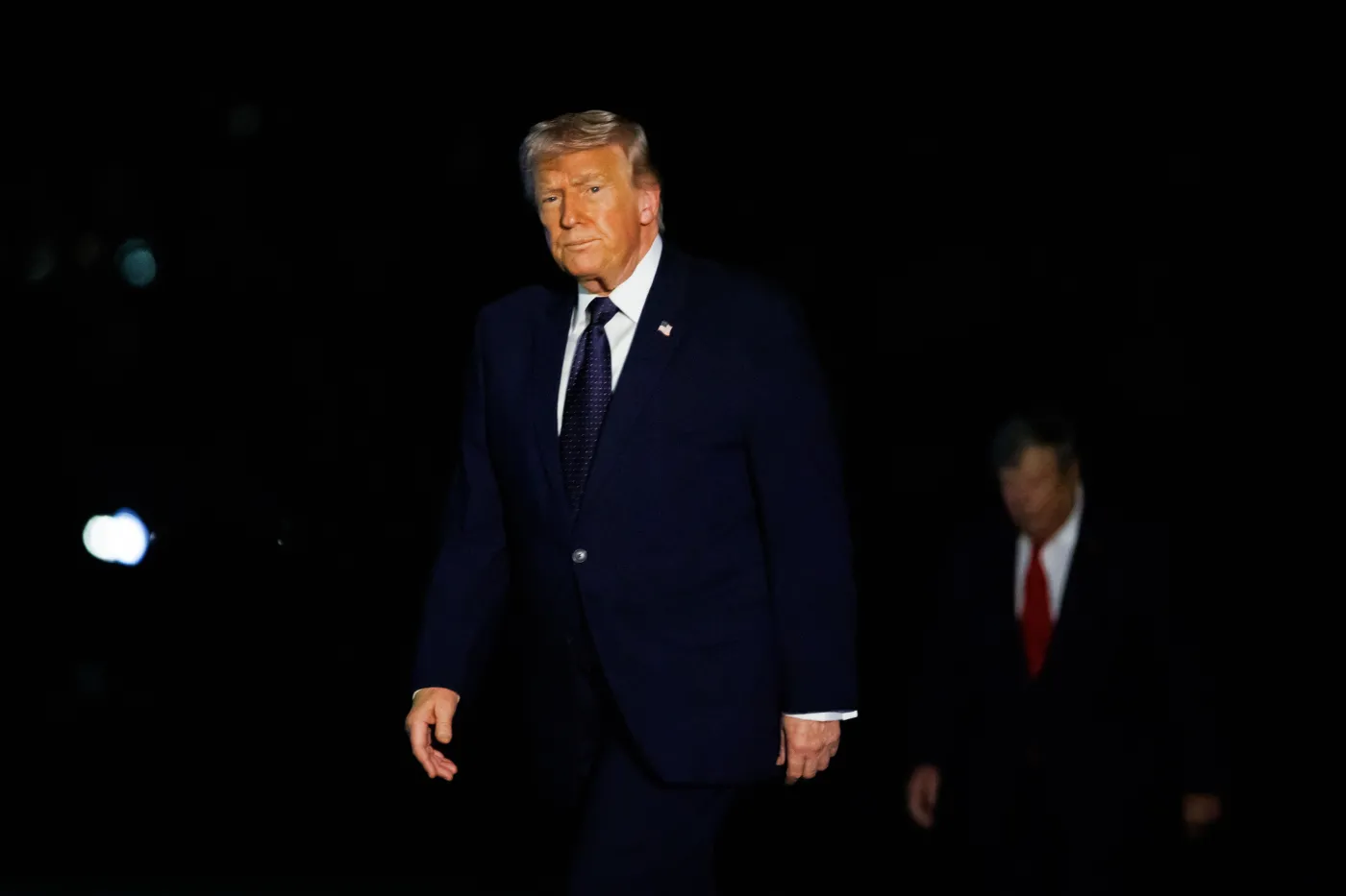 Donald Trump zaprasza Irańczyków, by przylecieli do USA. "Oczywiście są mile widziani"