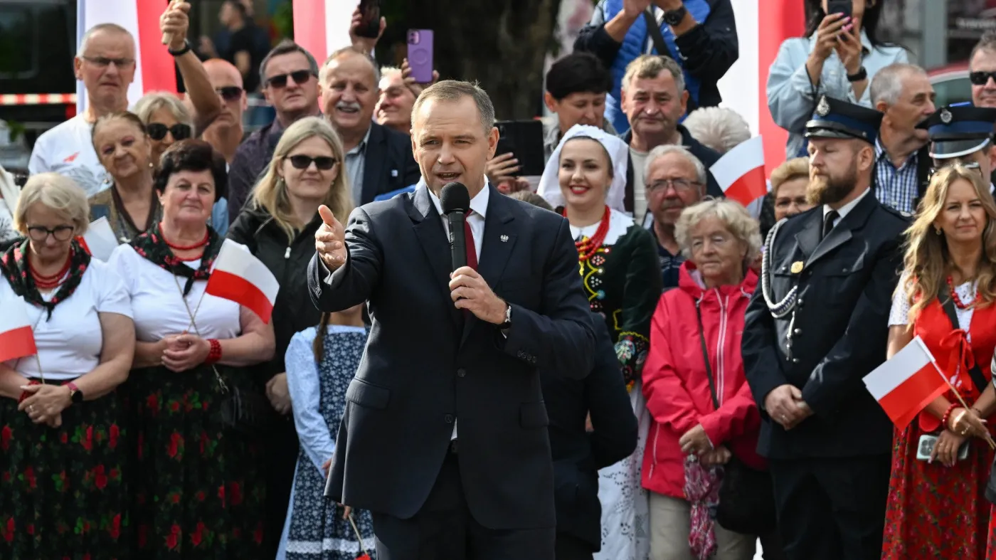 Polacy ocenili decyzję prezydenta Nawrockiego. Odebrał Zełenskiemu Order Orła Białego
