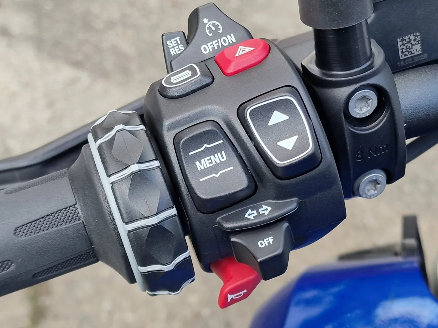 BMW R1300R - tym się steruje - zaskakująco łatwo, jak już załapiesz filozofię obsługi BMW