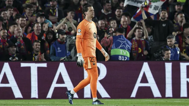 Szczęsny podjął ryzyko i koszmarnie się pomylił. Zobacz, co wymyślił polski bramkarz
