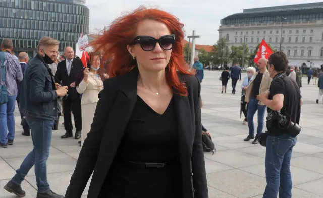 Sąd uchylił postanowienie o ukaraniu grzywną szefowej Kancelarii Sejmu. W tle listy poparcia do KRS