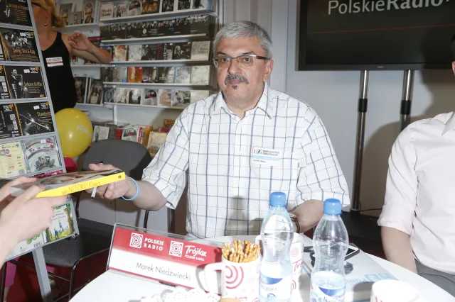 Tvp.info ma usunąć artykuły o Niedźwieckim