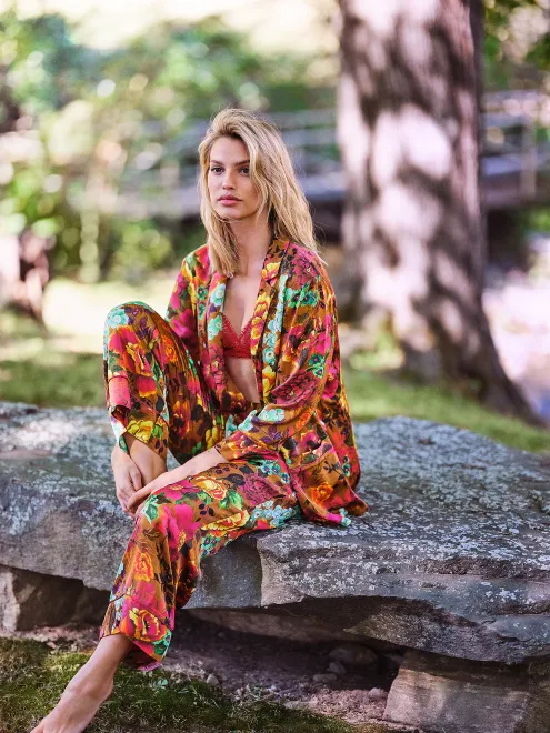 kampania-kolekcji-intimissimi-jesienzima-2020-28179848.jpg