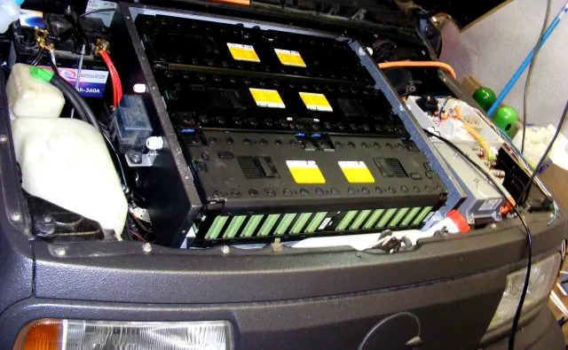 Polak zbudował elektryczne Suzuki. Terenówka przejedzie 100 km za 10 zł
