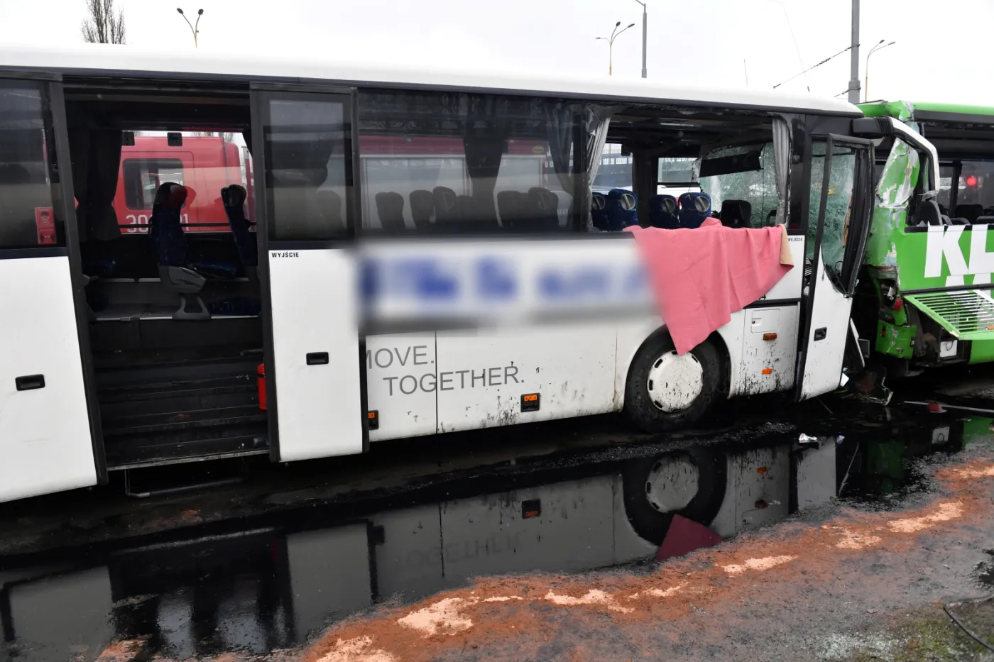 wypadek-autobusow-w-szczecinie-ranni-zolnierze-37095750.jpg