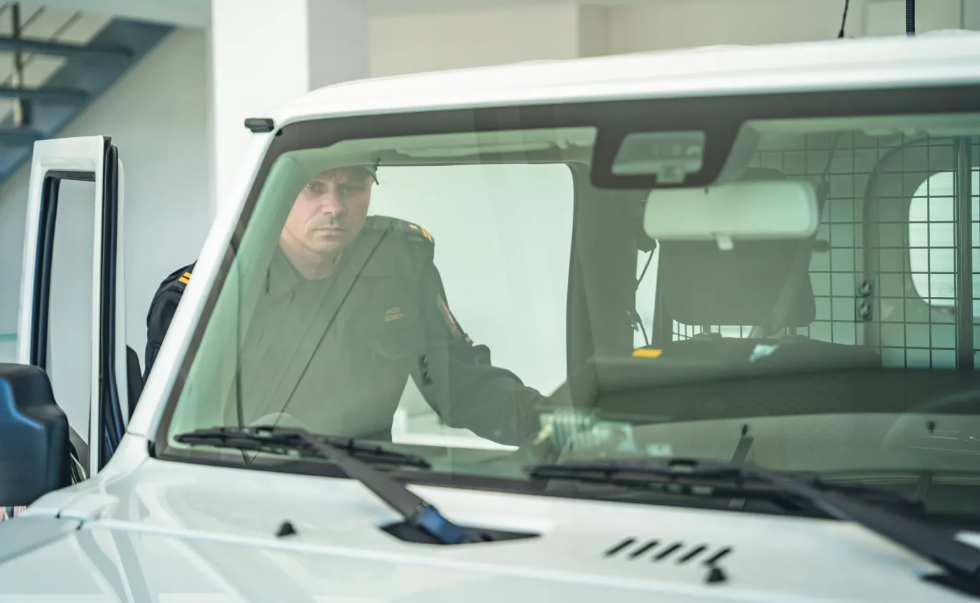 suzuki-jimny-n1-jako-samochod-strazy-pozarnej-37145977.jpg