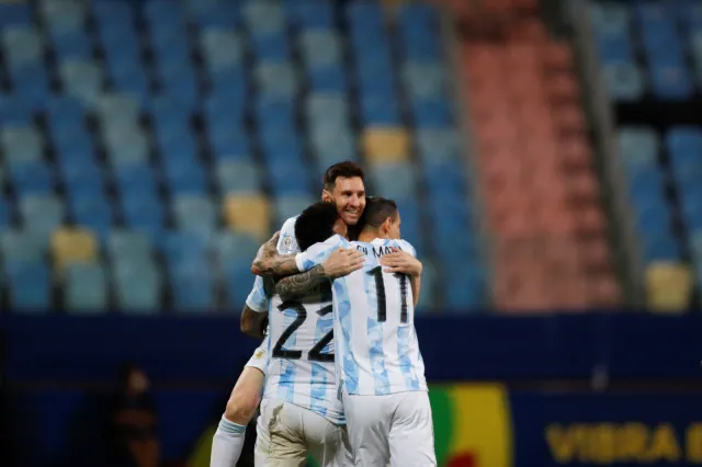 Argentyna i Kolumbia uzupełniły grono półfinalistów Copa America