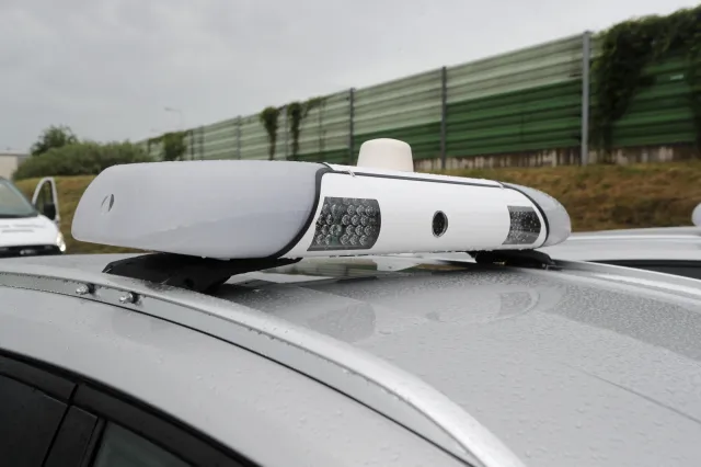 Nowe radiowozy i kamery skarbówki już na drogach. Sprawdzą nas nawet w nocy