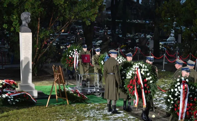 Pogrzeb Maurycego Mochnackiego na Powązkach Wojskowych