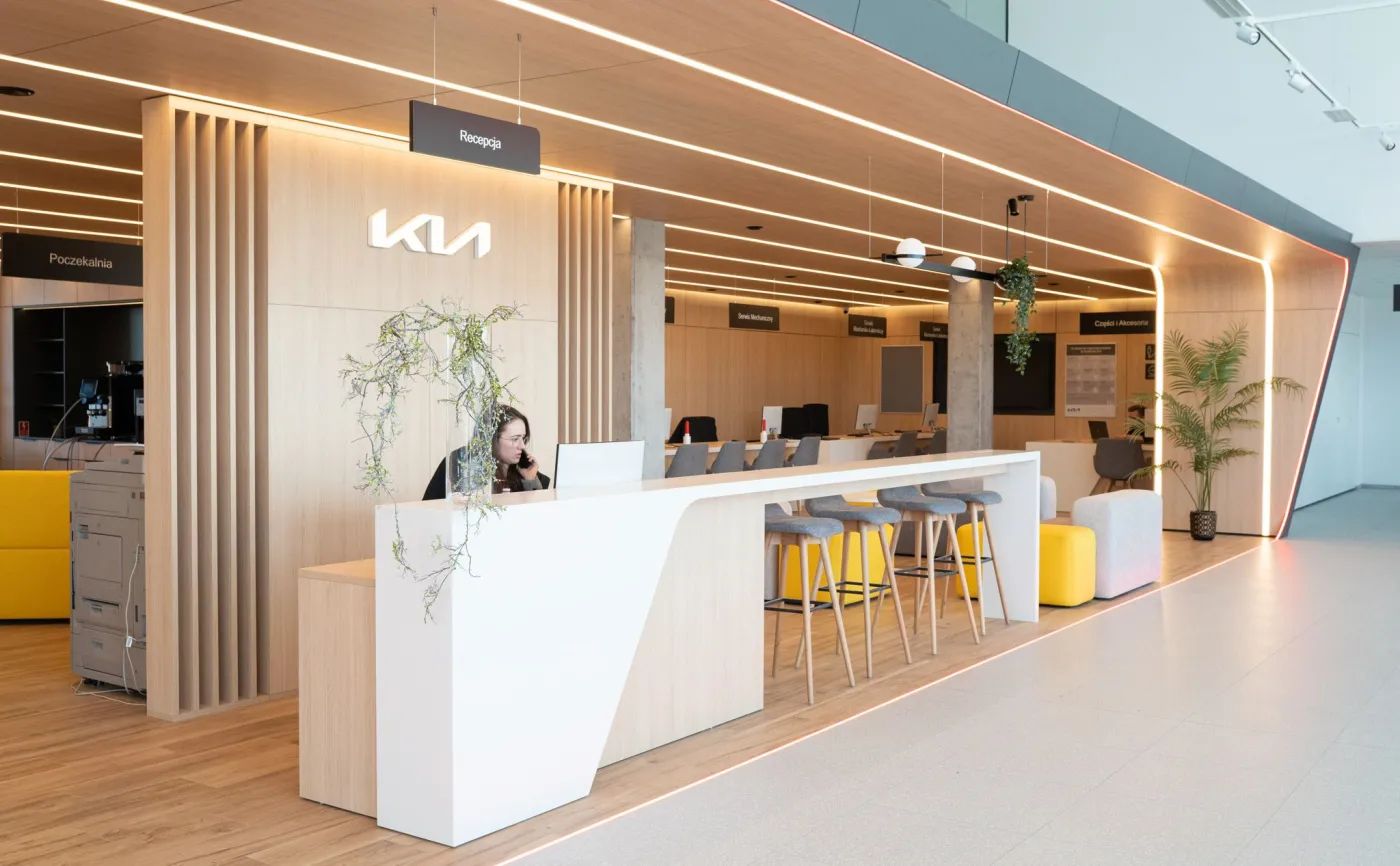 najwiekszy-nowy-salon-kia-juz-dziala-w-gdansku-37436049.jpg