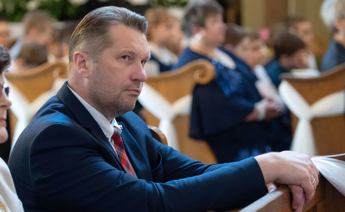 Krajowy Sekretariat Nauki i Oświaty NSZZ "Solidarność" chce odwołania Czarnka. Minister odpowiada