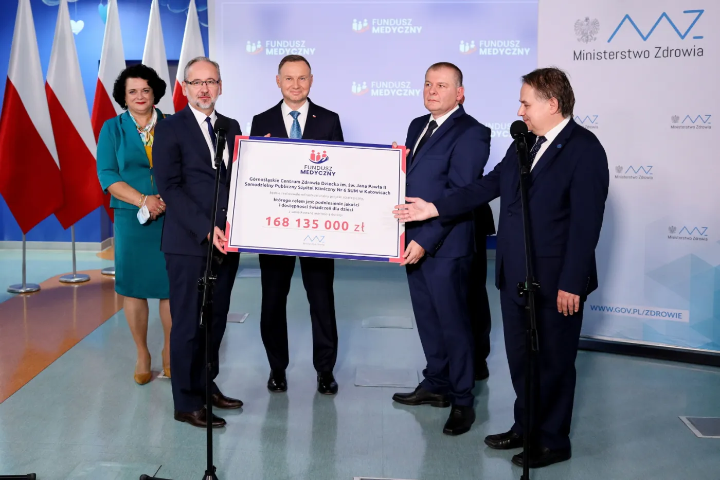 Prezydent ogłasza "ogromne dodatkowe środki" na leczenie dzieci