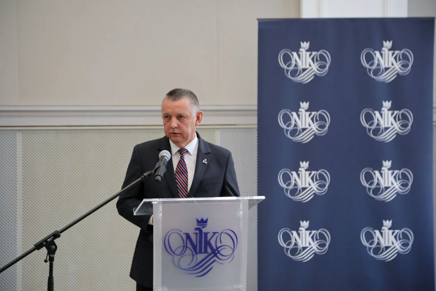 Prezes NIK skarży się na Orlen. Napisał LIST do marszałek Sejmu