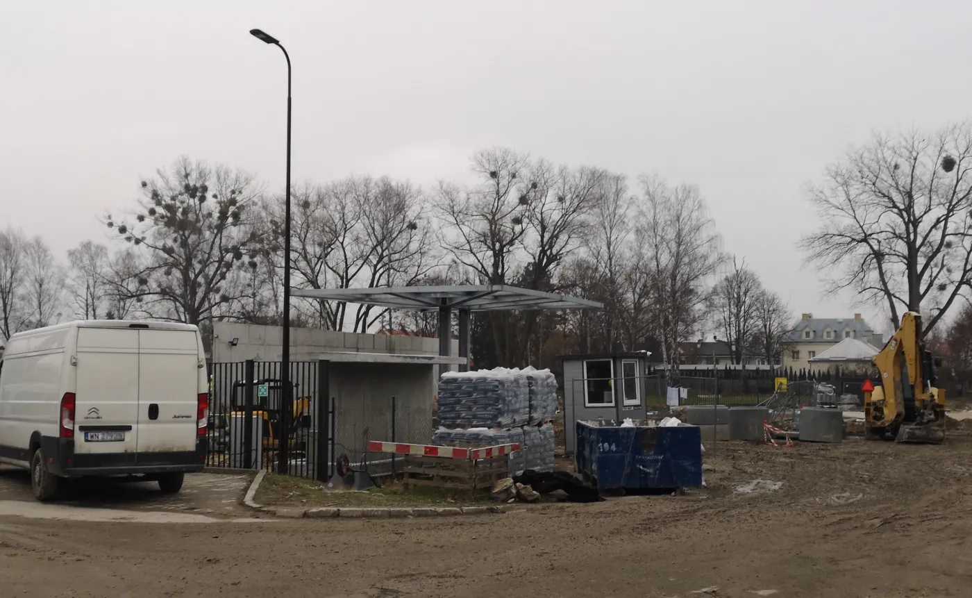 pierwsza-stacja-tankowania-wodoru-w-warszawie-37718237.jpg