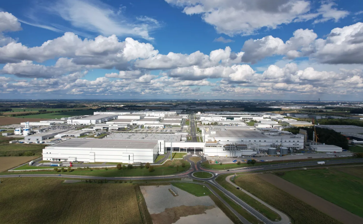 gigafabryka-baterii-lg-energy-solution-wroclaw-37742027.jpg